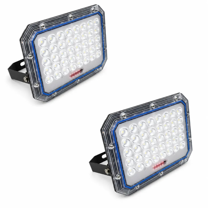 Foco solar LiFePO4 1000W instalado en parcela rural sin electricidad Chile – Olimantech
