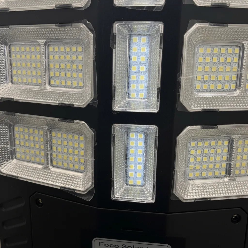 Foco Solar LED 1200W Exterior con Control | IP66 Alta Potencia - Olimantech